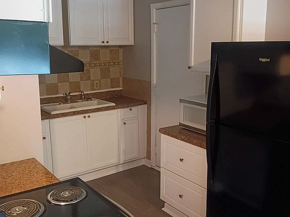 2nd image of 5075 Scenic Dr