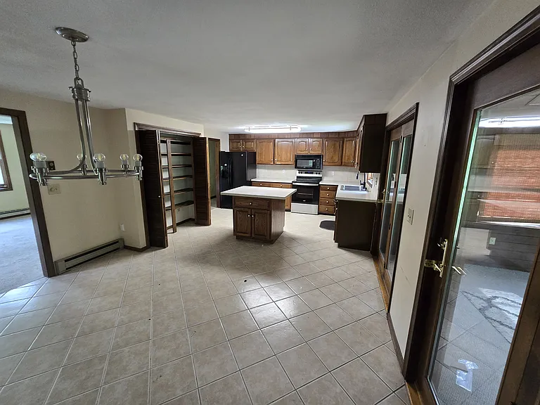 35 N Lowell Rd — Photo 7