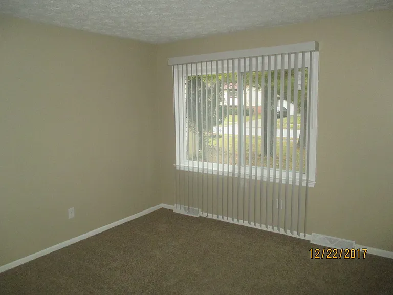2849 Palisades Ave — Photo 8