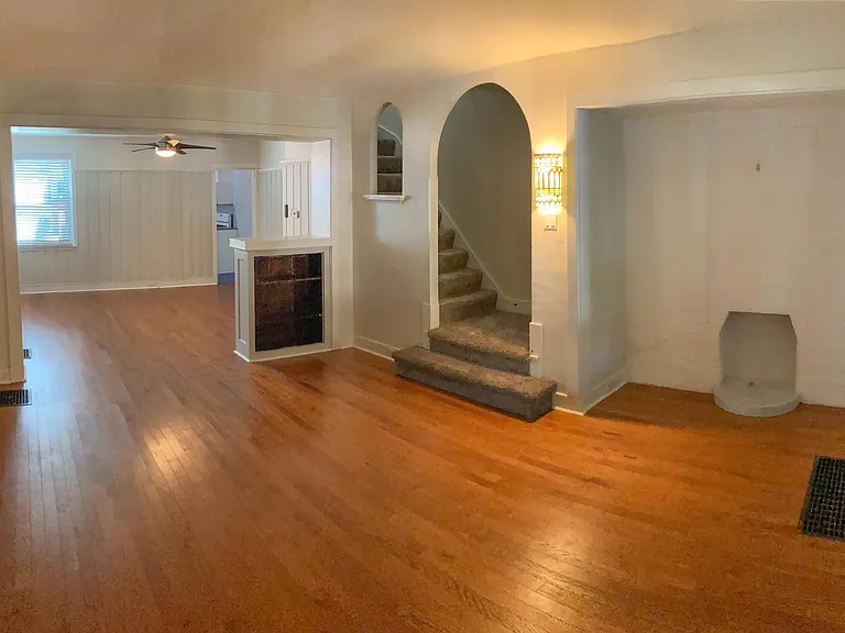 5486 Hays St — Photo 4