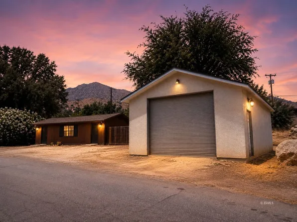 60 Woodland Dr, Wofford Heights, CA 93285