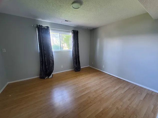 51 Westview Dr — Photo 8