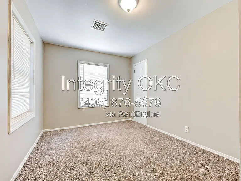 416 Reed Pl — Photo 9