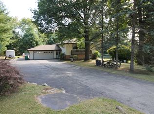 97 Edgehill Dr, Wappingers Falls, NY 12590