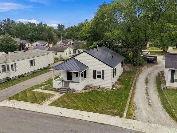 4th image of 317 W Smith St