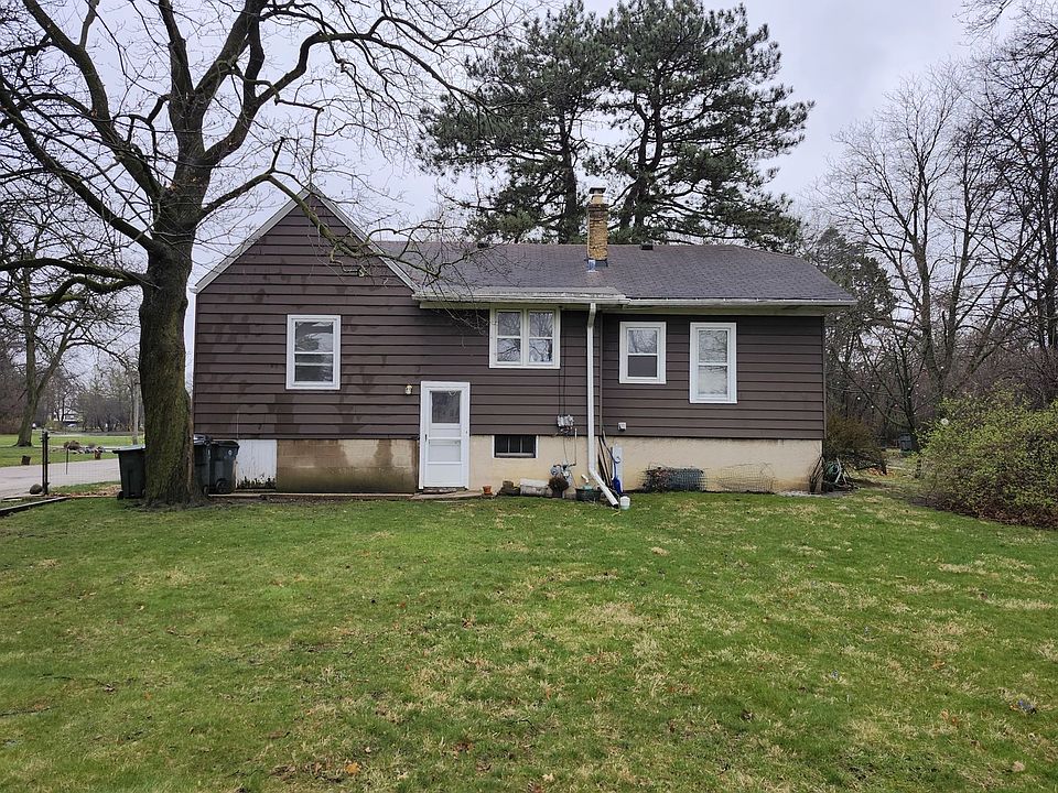 2nd image of 48 Park Dr