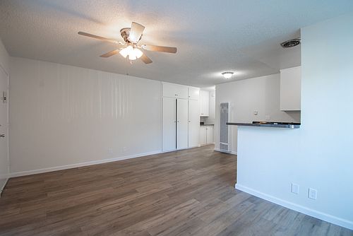 3rd image of 1814 11th St APT 1