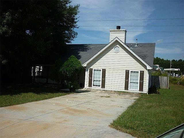 1st image of 3205 Trotters Walk Cir