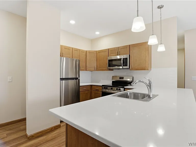 1130 Orchard Park Rd — Photo 5
