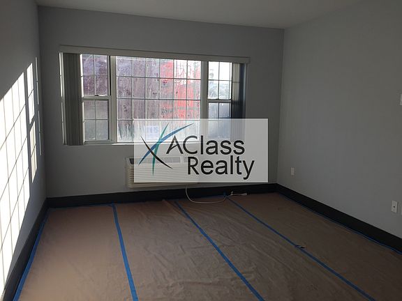 2nd image of 3703 Broadway