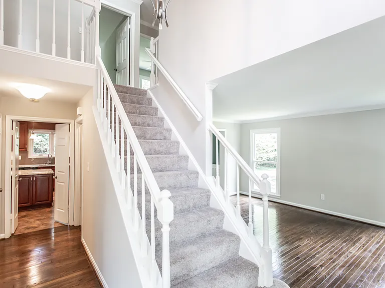 1476 Powells Tavern Pl — Photo 4