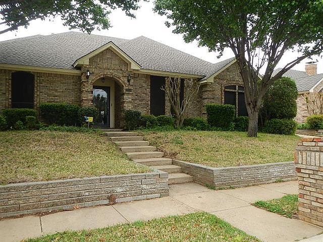 1st image of 2609 Rollingshire Dr