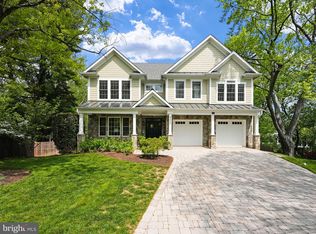 5605 35th Rd N, Arlington, VA 22207