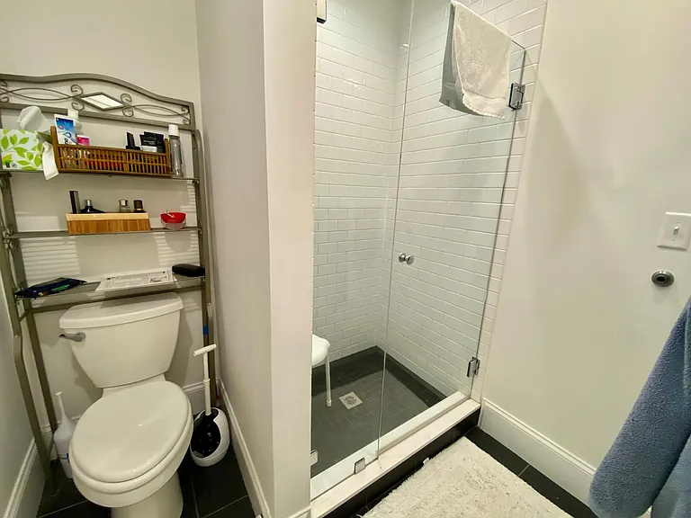 405 S Huntington Ave #2R — Photo 31