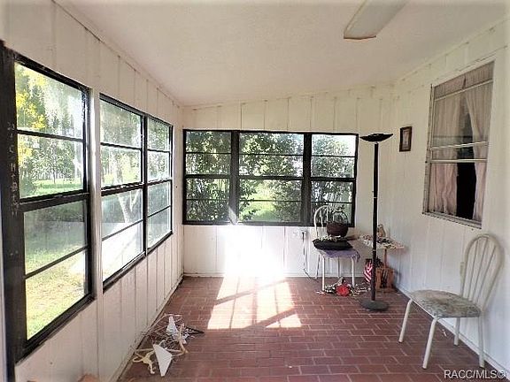 3rd image of 2541 N Reynolds Ave