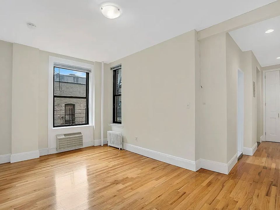 1st image of 200 Riverside Dr APT 7D