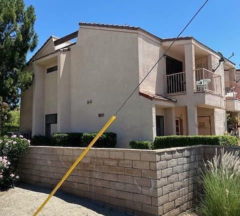 2nd image of 401 Vista Chino #7