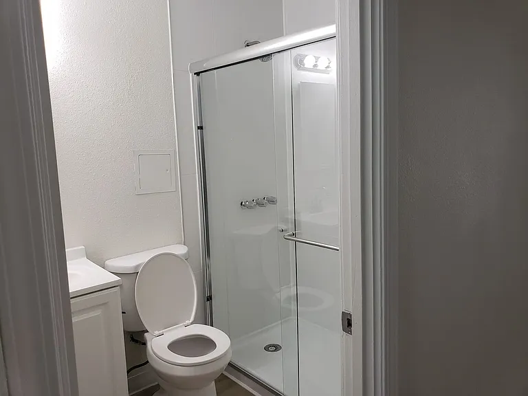 7800-7820 Brentwood Drive — Photo 15