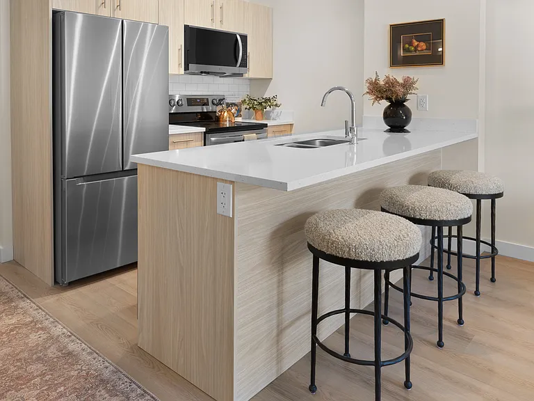 300 Rankin Dr — Photo 10