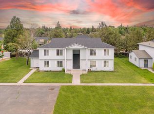 358 NW 17th St, Redmond, OR