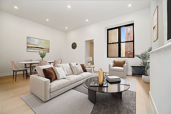 1st image of 14 W 82nd St APT B