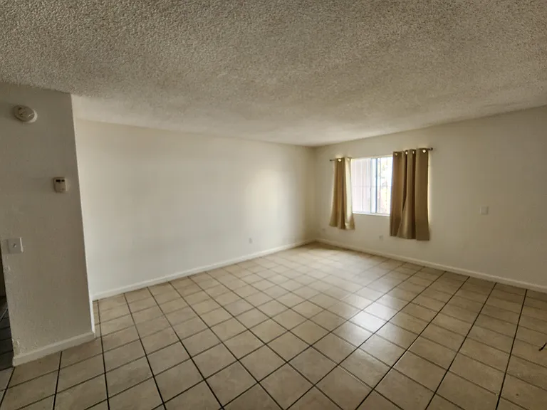 3810 Cottonwood St — Photo 1