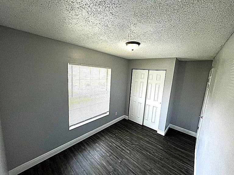 Villas Of Oakdale — Photo 6