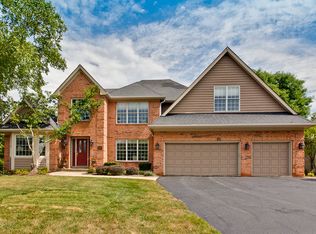 23301 N Providence Dr, Kildeer, IL 60047