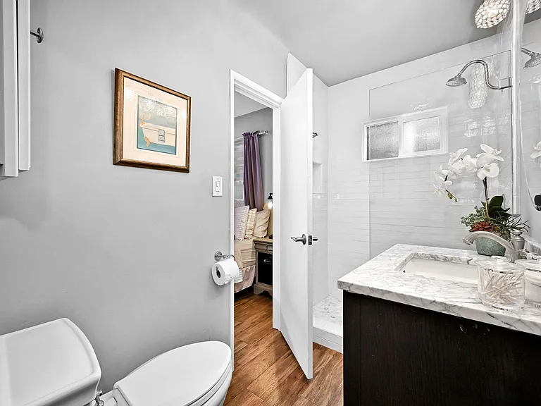 1405 W Bay Ave — Photo 28