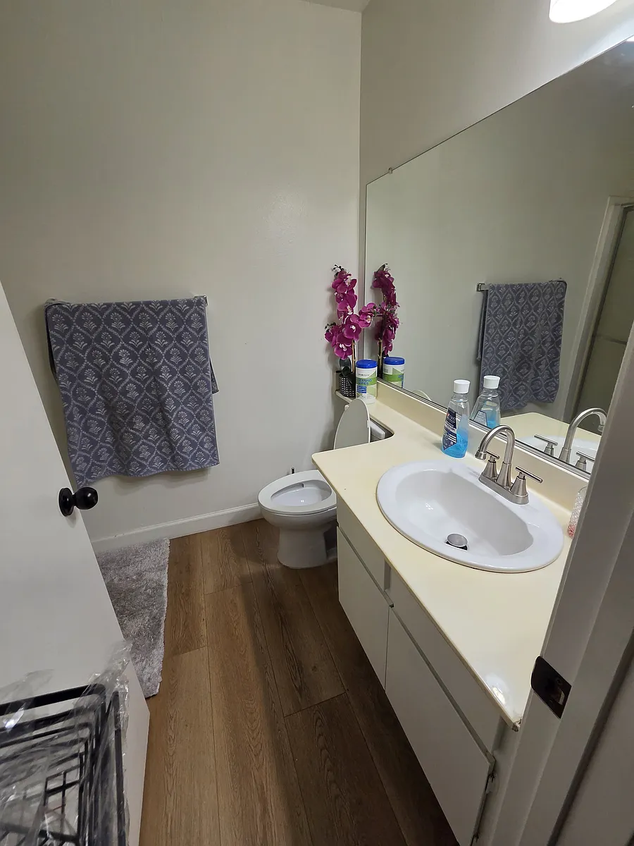 Building Photo - 9620 Sepulveda Blvd #33