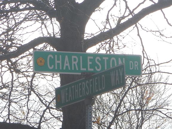 5th image of 2522 Charleston Dr Unit 4
