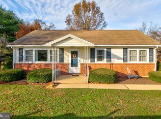1802 Noss Rd, York, PA 17408