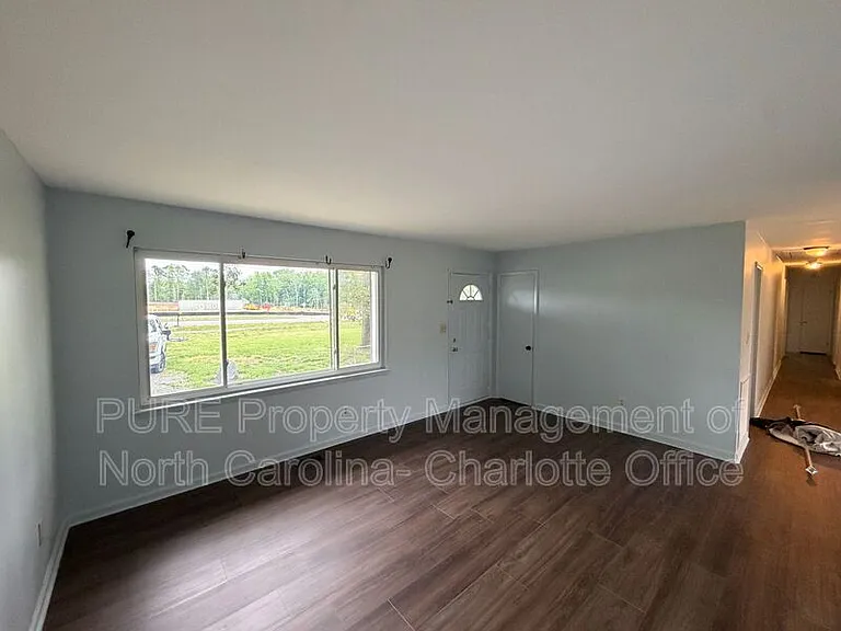 2429 Galloway Rd — Photo 8