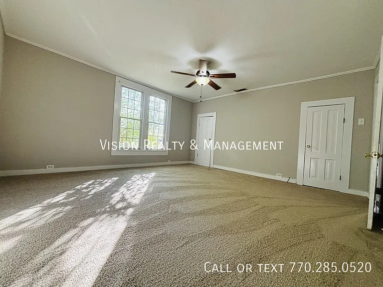 302 Mandeville Ave — Photo 9