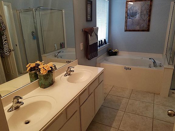 5th image of 3235 Meadow Bay Ln