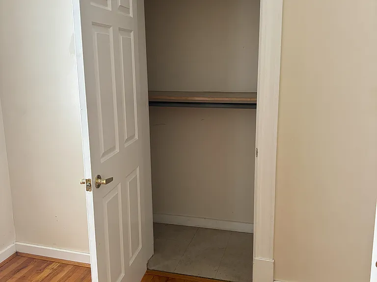 2315 Vine St #1 — Photo 3
