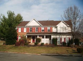 17390 Barrley Ct, Dumfries, VA 22026