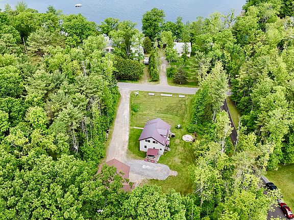 3rd image of 286 Corlear Dr