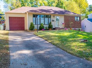 1014 Elvado Dr, Saint Louis, MO 63126