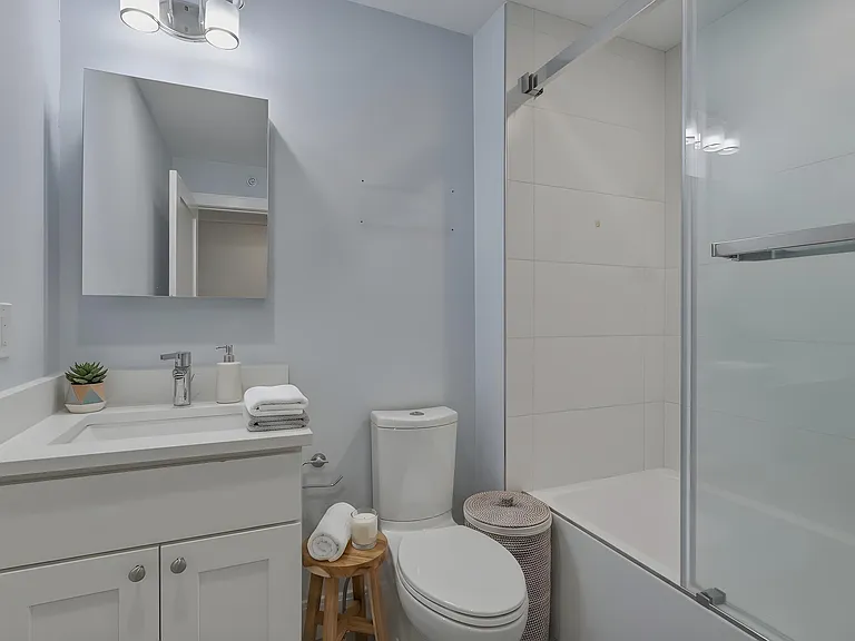 134 Chelsea St #1 — Photo 10