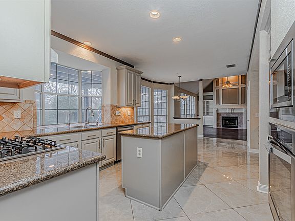 5th image of 1907 New Haven Rd