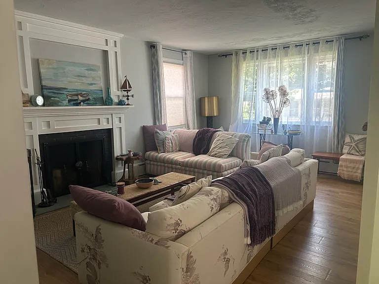 27 Cora St — Photo 11