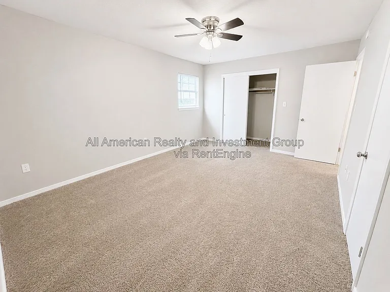 1235 Walter Ave — Photo 2