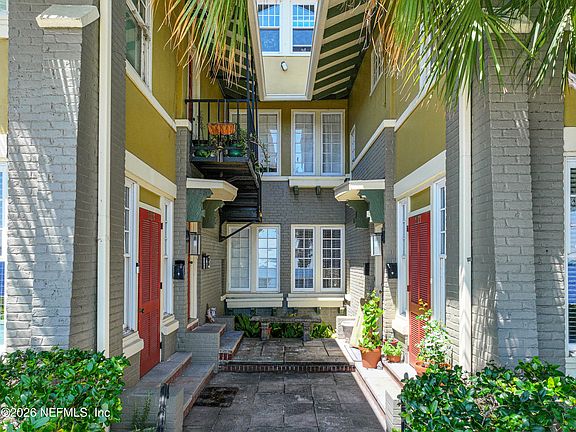 5th image of 2117 RIVER Boulevard