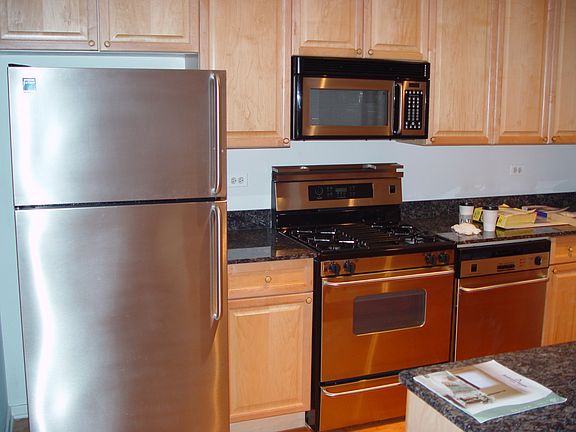 2nd image of 1849 W North Ave Unit 2