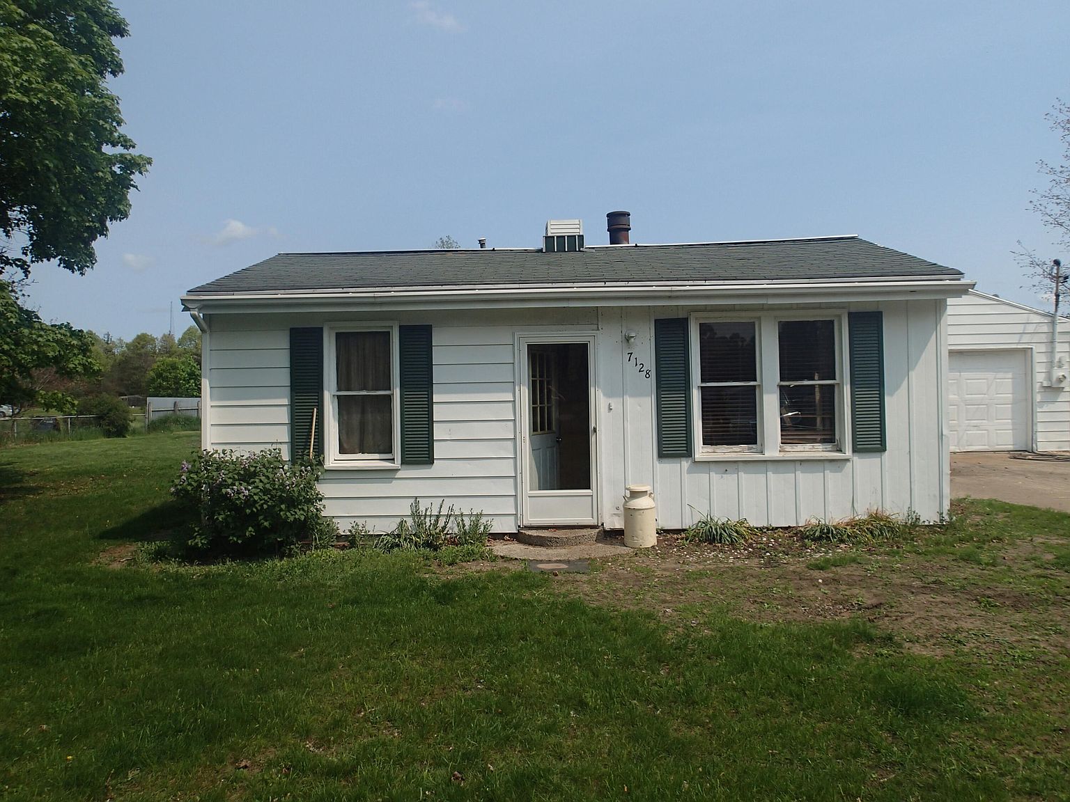 7128 Hall Rd, Muskegon, MI 49442 Zillow