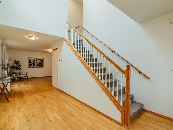 5th image of 7870 SE Springwater Dr