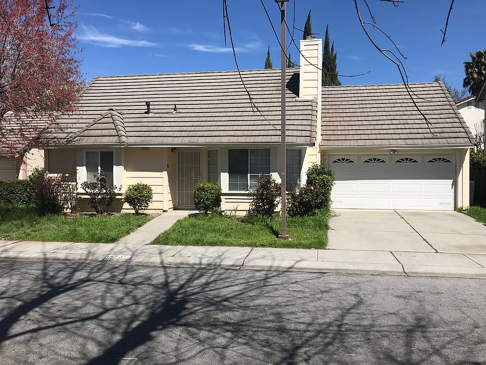 1st image of 1525 Shumaker Way