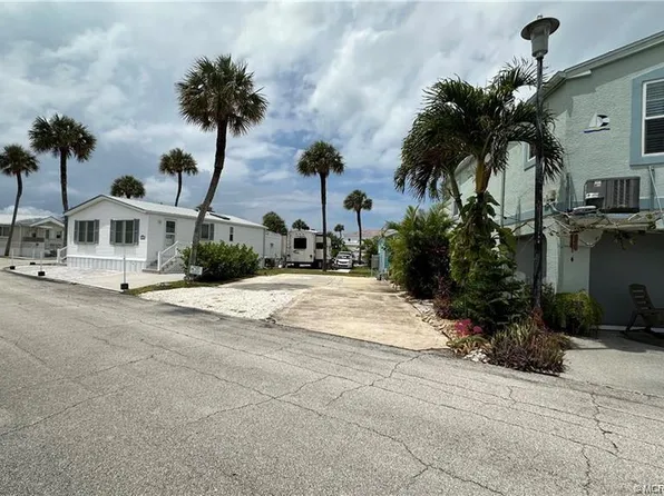 10725 S Ocean Dr Lot 393, Jensen Beach, FL 34957