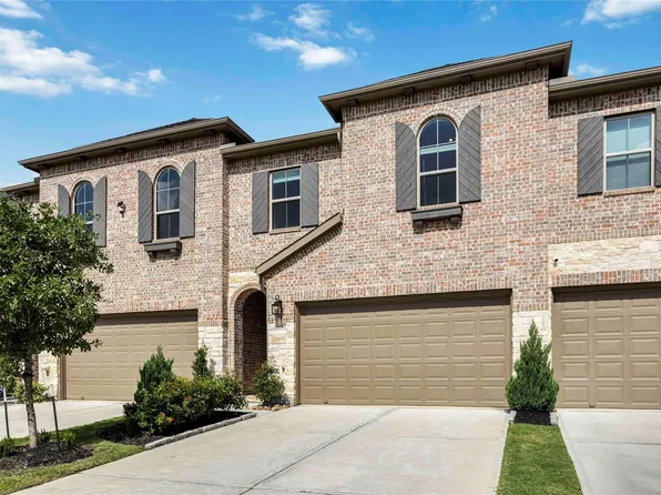 11247 Buchanan Coves Ln, Cypress, TX 77433